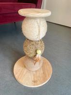 Designed by Lotte krabpaal 3 bollen en veer kattenspeelgoed, Ophalen, Gebruikt, Krabpaal