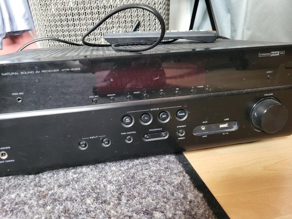 Yamaha versterker, Audio, Tv en Foto, Versterkers en Receivers, Ophalen, Zo goed als nieuw, 120 watt of meer, Yamaha