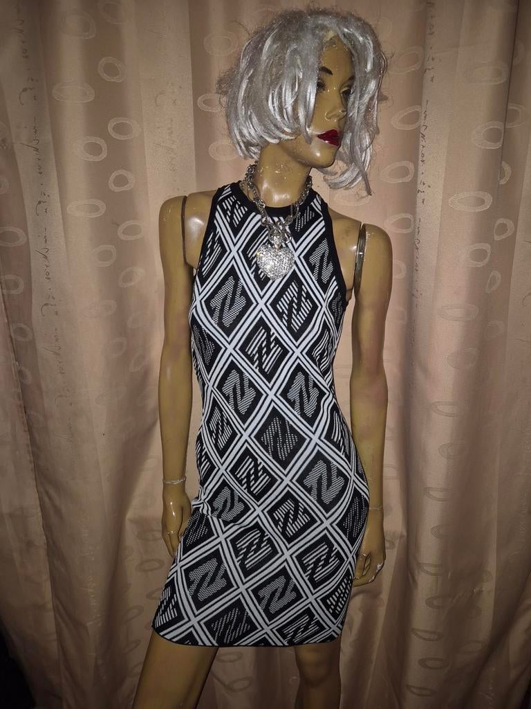 Zwart-wit geometrisch patroon jurkje van nikkie maat 38 zgan, Maat 38/40 (M), Zwart, Ophalen of Verzenden, Zo goed als nieuw