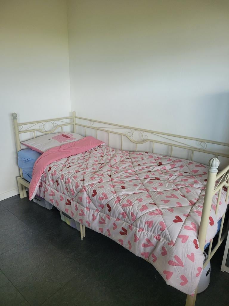 Uitschuifbaar tiener bed, Ophalen, Zo goed als nieuw, 180 cm of meer, 70 tot 85 cm