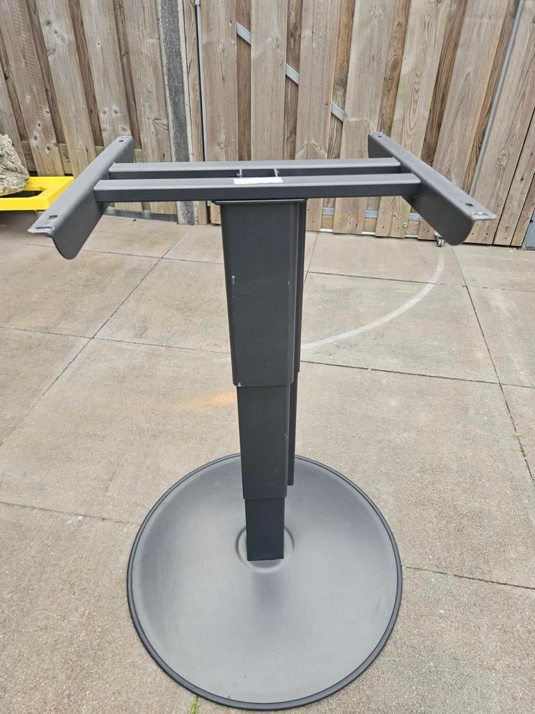 Caravan tafel onderstel - Ilse Technik (mechanisme defect), Ophalen, Gebruikt