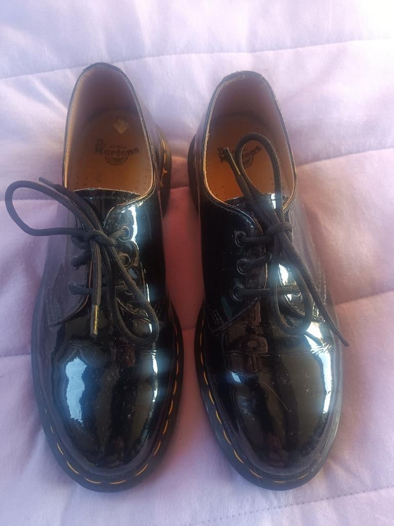 Dr. Martens schoenen maat 38, Kleding | Dames, Schoenen, Zo goed als nieuw, Schoenen met lage hakken, Zwart, Ophalen of Verzenden