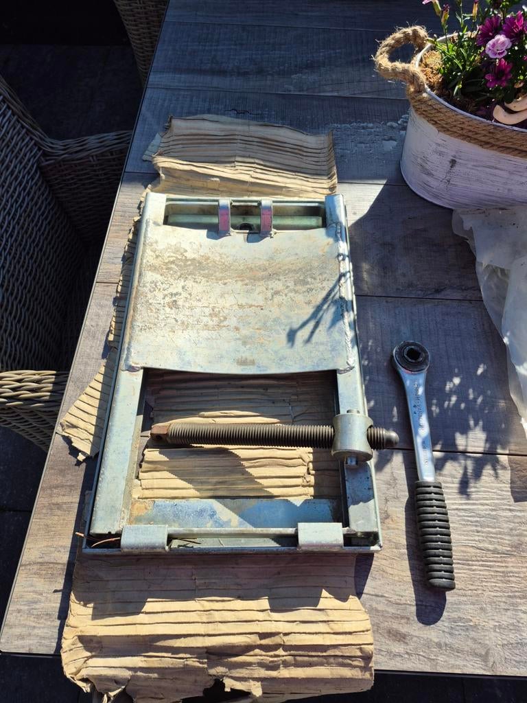 Caravan leveler met ratel - Gebruikt, Caravans en Kamperen, Ophalen, Gebruikt