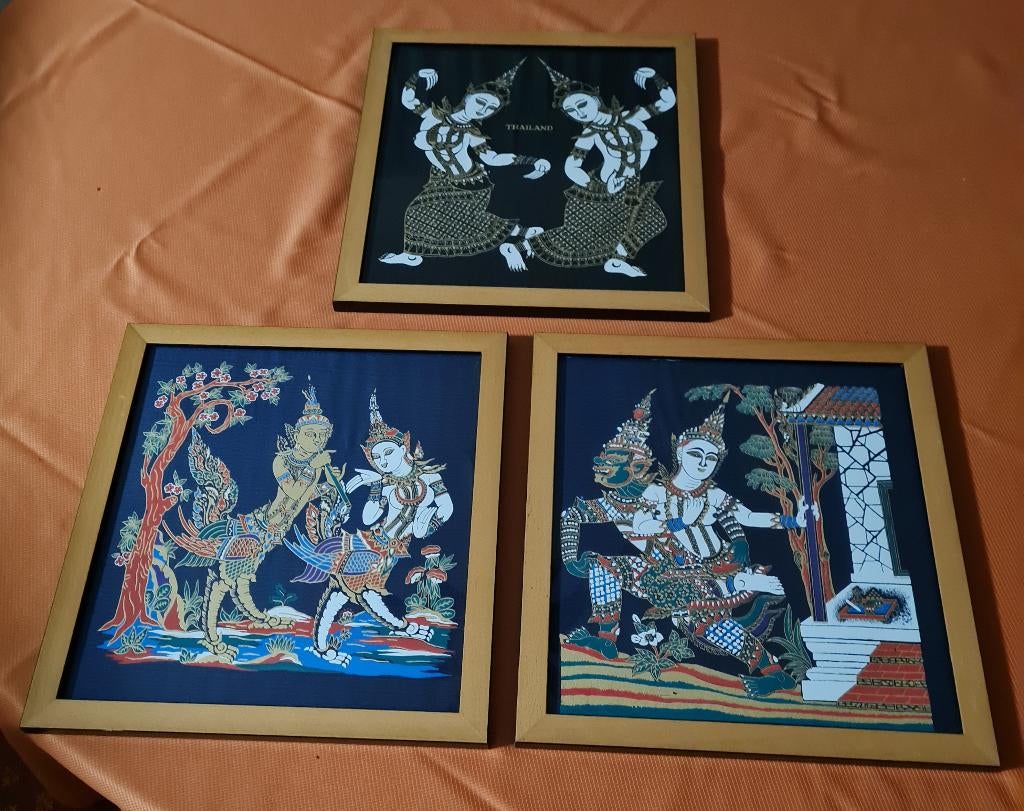 3 Prachtige schilderijen - zijde - Thailand - in mooie lijst, Antiek en Kunst, Ophalen of Verzenden