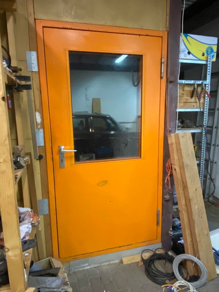 Zware geïsoleerde stalen deur in stalen kozijn, Gebruikt, Overige typen, 150 tot 225 cm, Metaal