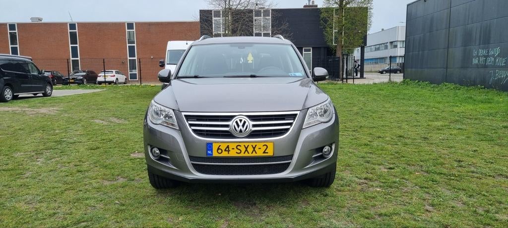 Volkswagen Tiguan 1.4 TSI sport&Style 110KW 2012 Grijs.  NAP, Auto's, Volkswagen, Voorwielaandrijving, 15 km/l, 1800 kg, 4 cilinders