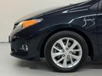 Toyota Auris Touring Sports 1.8 Hybrid Lease+ PANO Camera, Auto's, Toyota, Euro 5, Gebruikt, Origineel Nederlands, 1320 kg
