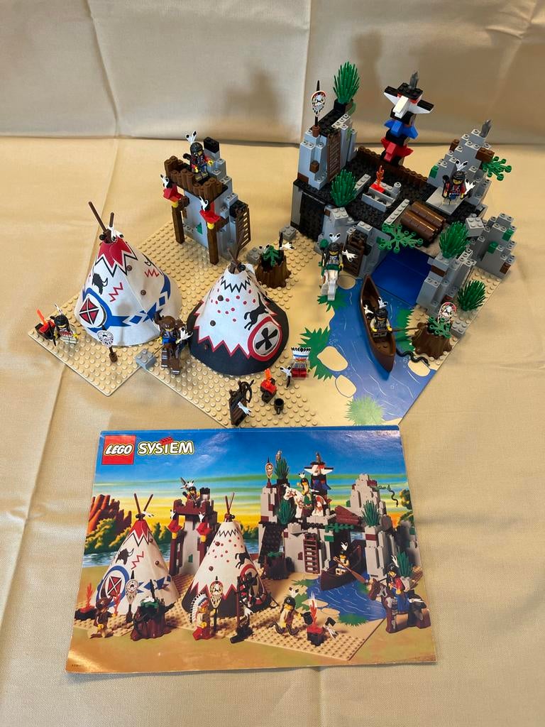 Lego western Rapid River Village 6766 & Raindance Ridge 6718, Ophalen of Verzenden, Gebruikt, Complete set, Lego