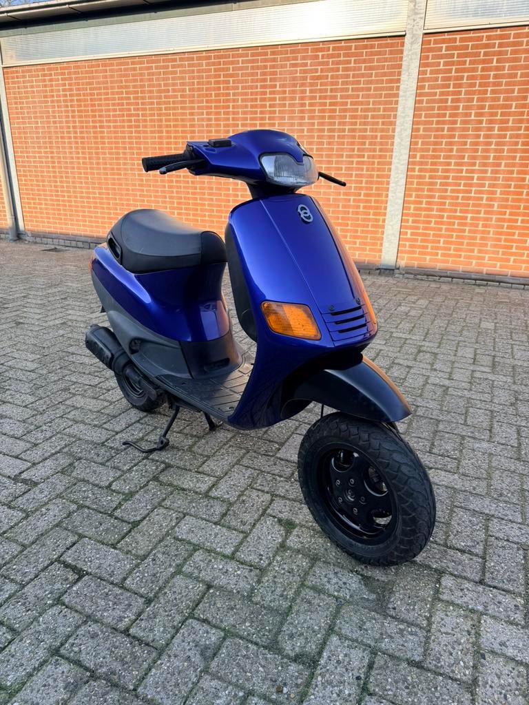 ️Piaggio Zip Type 3 Fastrider Bromkenteken GEREVISEERD️, Fietsen en Brommers, Scooters | Piaggio, Ophalen, Tweetakt, Gebruikt