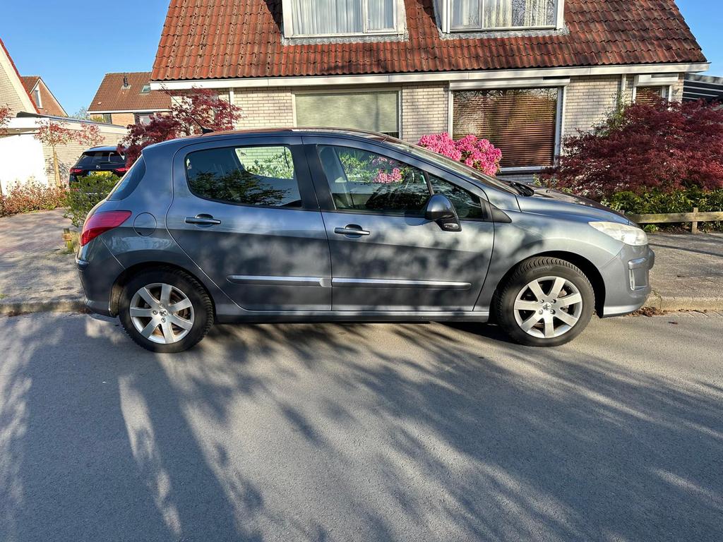 Peugeot 308 1.6 VTI 16V 5-DRS 2009 Grijs, Auto's, Peugeot, Voorwielaandrijving, 15 km/l, 680 kg, 4 cilinders