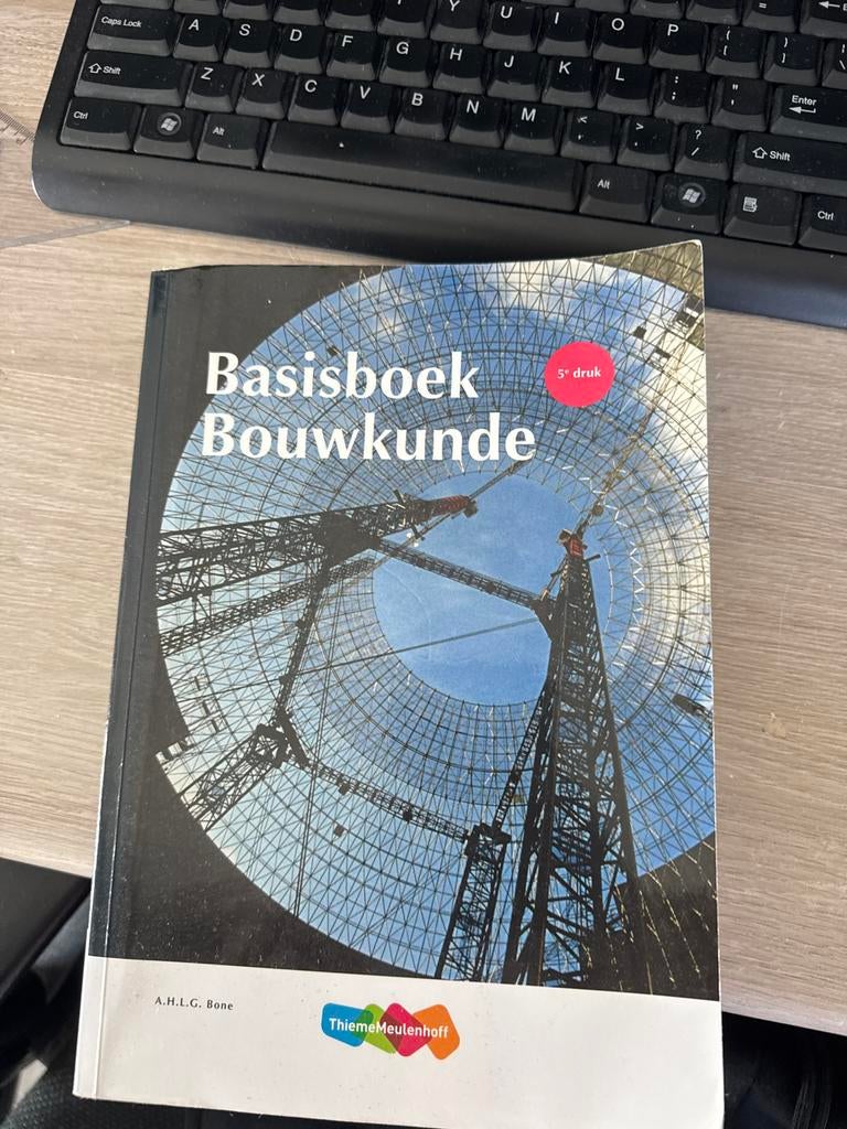 Basisboek Bouwkunde - 5e druk, Boeken, Ophalen of Verzenden, Beta, Zo goed als nieuw, MBO