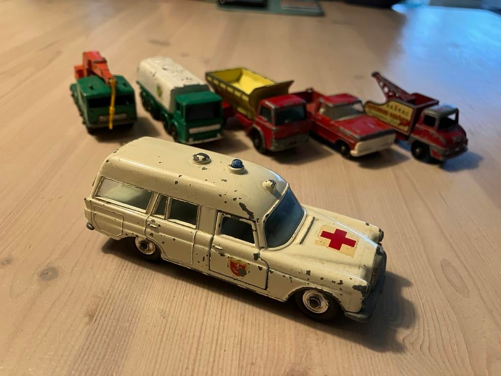 6 vintage matchbox auto s, Hobby en Vrije tijd, Modelauto's | 1:43, Ophalen of Verzenden, Gebruikt, Auto, Matchbox