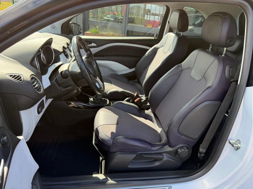 Opel Adam
