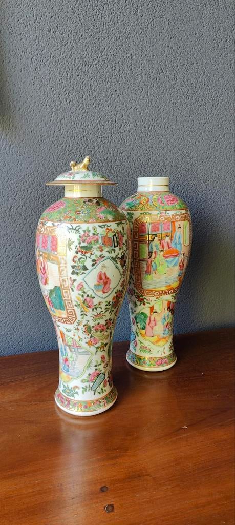 Set van 2 Chinese vazen, handgeschilderd, 38cm hoog, Ophalen