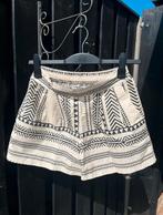 Leuke short zwart/beige maat 36/S, Kort, Zwart, Ophalen of Verzenden, Zo goed als nieuw