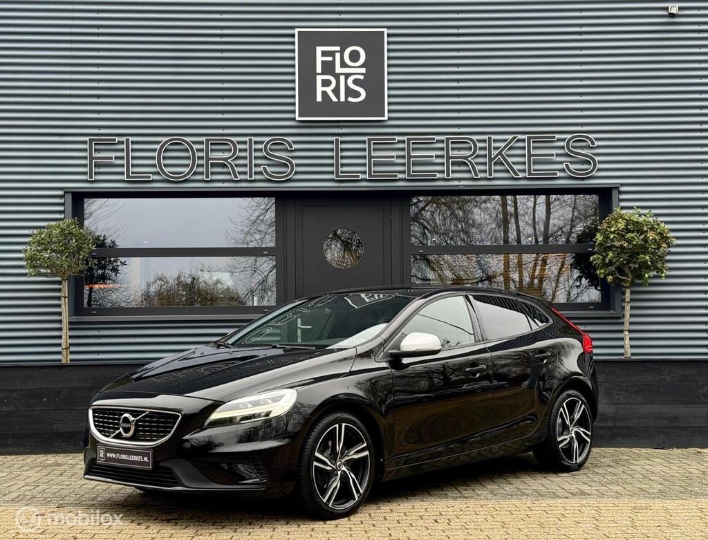 Volvo V40 2.0 T2 | R-Design| Led Koplampen | Camera | 2017, Voorwielaandrijving, Startonderbreker, Gebruikt, 4 cilinders