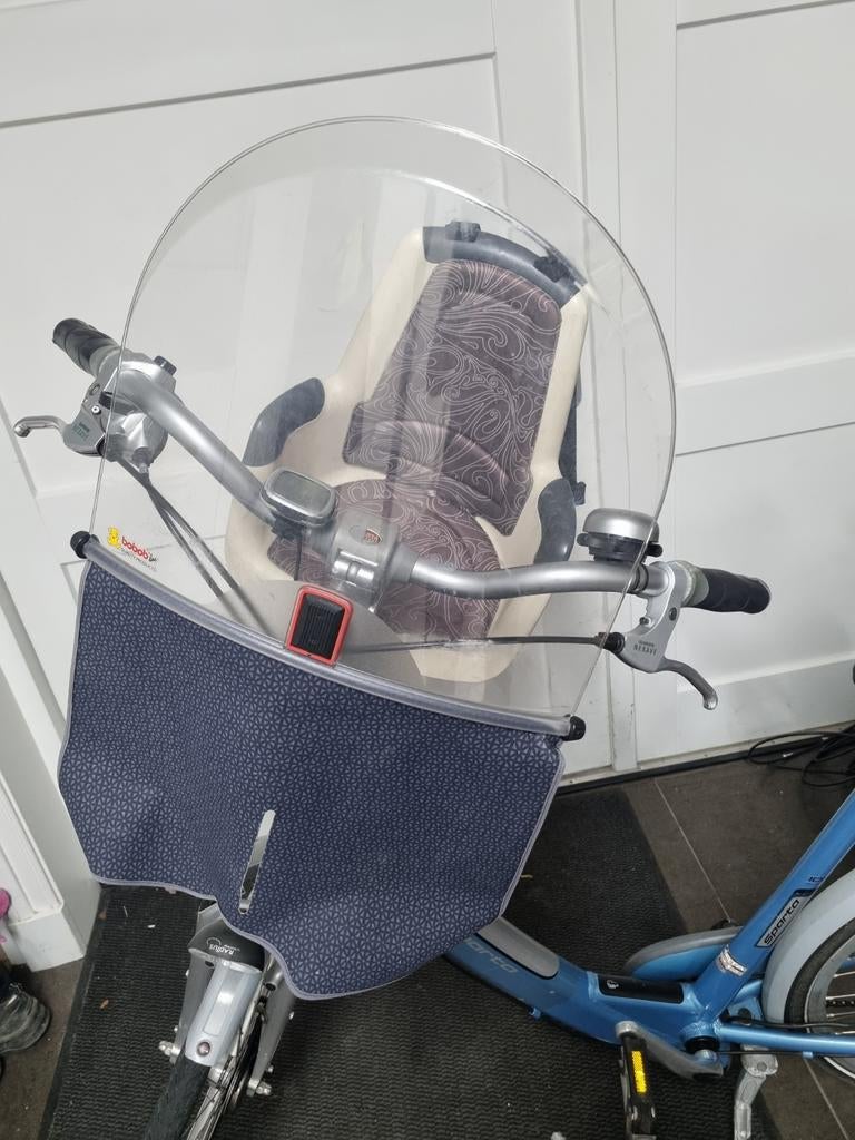 Bobike voorzitje met scherm en adapter, Fietsen en Brommers, Fietsaccessoires | Fietsstoeltjes, Ophalen of Verzenden, Gebruikt