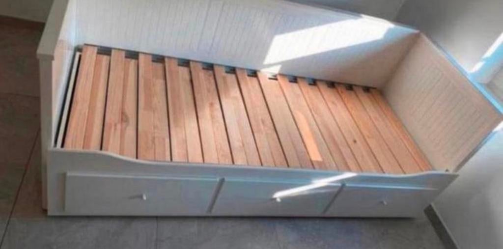 Ikea hemnes bedbank slaapbank, Huis en Inrichting, Slaapkamer | Slaapbanken, Ophalen, Zo goed als nieuw