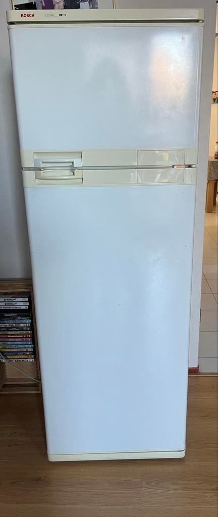 Bosch koelkast met vriesvak, Ophalen, 150 tot 200 liter, Gebruikt, 140 tot 160 cm