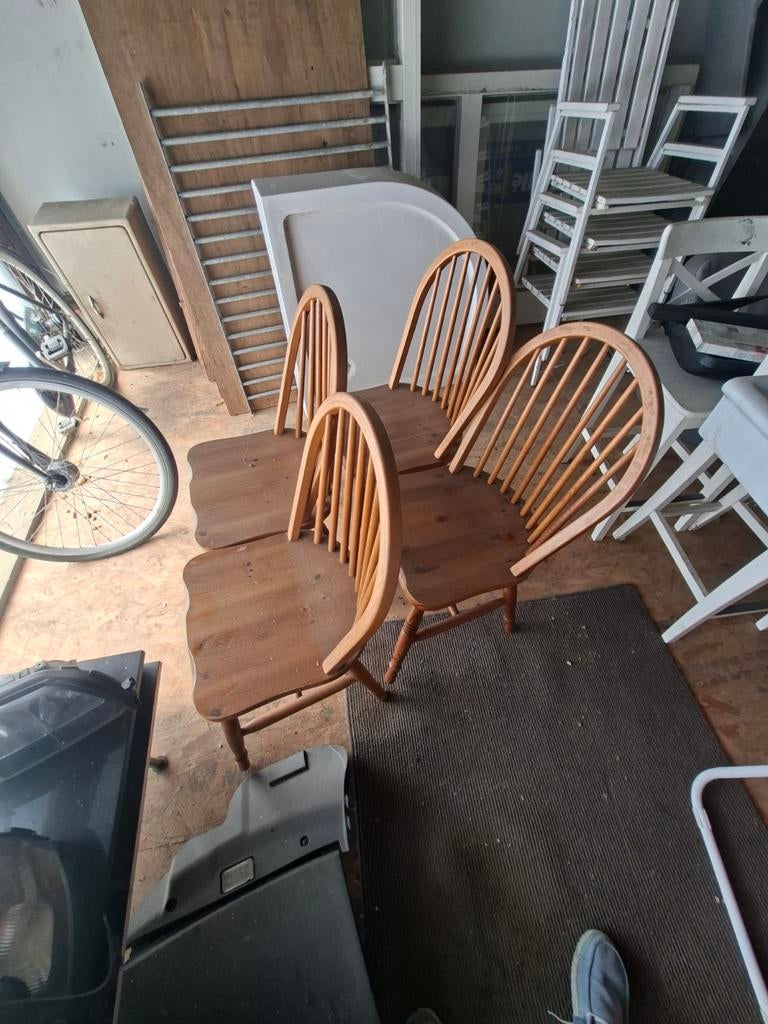 2x setje tuinstoelen  1x setje eetkamerstoelen, Ophalen, Gebruikt, Kunststof