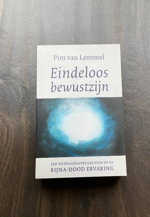 Pim van Lommel bijna dood ervaring BDE eindeloos bewustzijn, Ophalen of Verzenden, Zo goed als nieuw, Ziel of Sterfelijkheid, Achtergrond en Informatie
