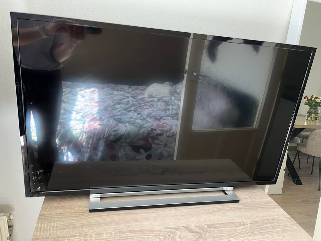 Toshiba CT-8543 40 inch TV - Afstandsbediening vernieuwbaar, Ophalen, 50 Hz, 100 cm of meer, Gebruikt