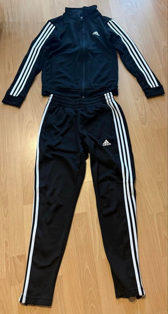 Adidas pak maat XS, Ophalen of Verzenden, Nieuw, Maat 34 (XS) of kleiner, Overige typen