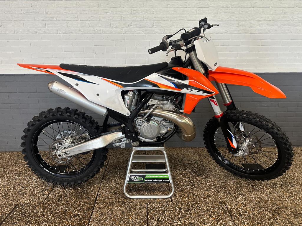 Ktm Ktm SX 250 2T 2021 14u, Bedrijf, Crossmotor, 249 cc