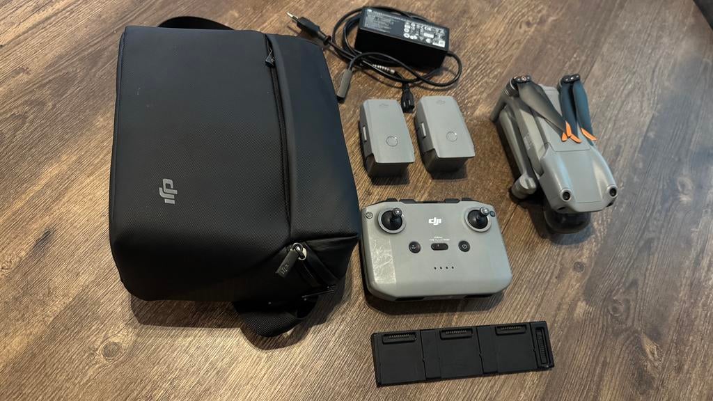 DJI Air 2S - Fly More Combo, Audio, Tv en Foto, Drones, 250 tot 900 gram, Gebruikt, Cameradrone, DJI