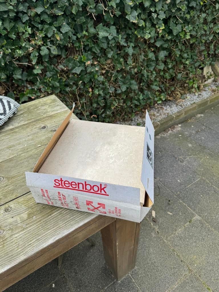 33 Steenbok tegels 31x31 cm, Doe-het-zelf en Verbouw, Tegels, Ophalen, Keramiek, Nieuw, 20 tot 40 cm