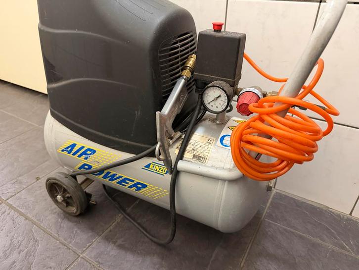 Kinzo Air Power Compressor - Mobiel en Krachtig, Doe-het-zelf en Verbouw, Compressors, Gebruikt, 6 tot 10 bar, 25 tot 100 liter