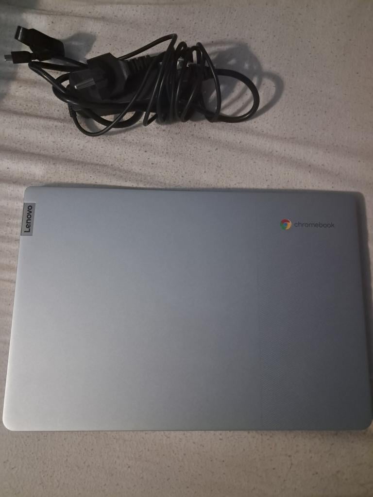 Chromebook Lenovo - Zo goed als nieuw met oplader, Computers en Software, Chromebooks, Ophalen, Zo goed als nieuw, Lenovo