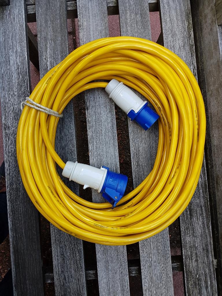 25 meter Walstroomkabel met extra stekker/contrastekker, Ophalen, Gebruikt, Motor en Techniek