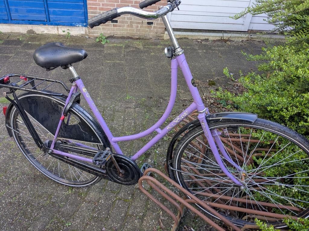 Stadsfiets met oplaadbare lampjes, Fietsen en Brommers, Fietsen | Dames | Omafietsen, Ophalen, Gebruikt