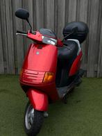 Piaggio skr 125 nette staat, Fietsen en Brommers, Scooters | Piaggio, Ophalen, Zo goed als nieuw, Benzine, Zip
