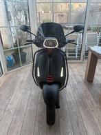 Vespa sprint 2022 Mat zwart lage kilometerstand, Ophalen, Maximaal 45 km/u, Vespa S, Zo goed als nieuw