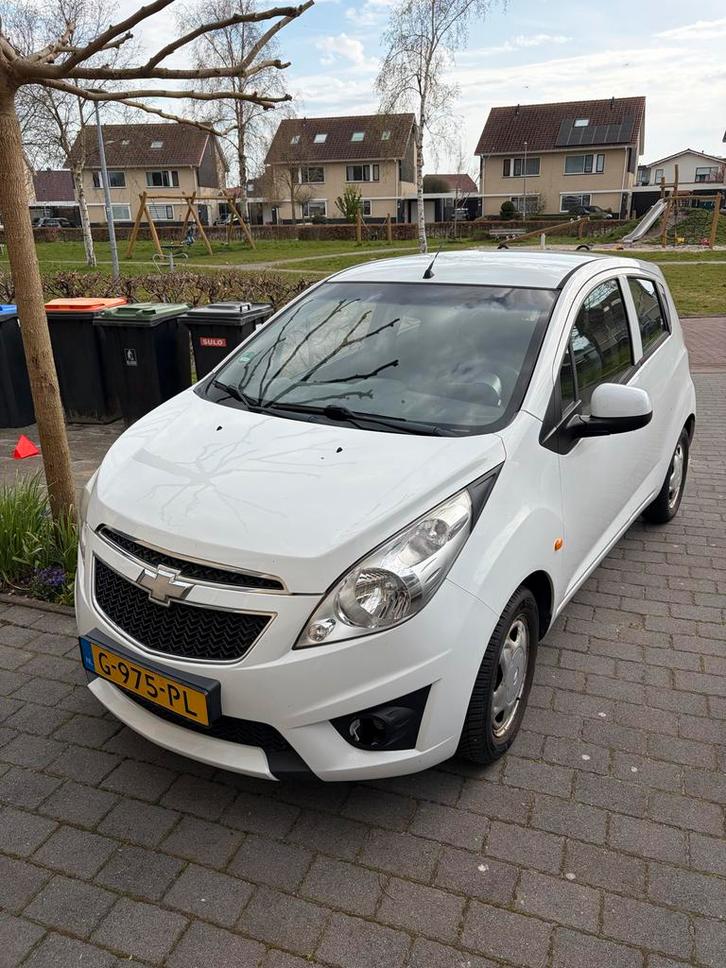 Chevrolet Spark 1.0 2011 Wit, Auto's, Chevrolet, Particulier, Spark, Benzine, B, Hatchback, Handgeschakeld, Geïmporteerd, Wit