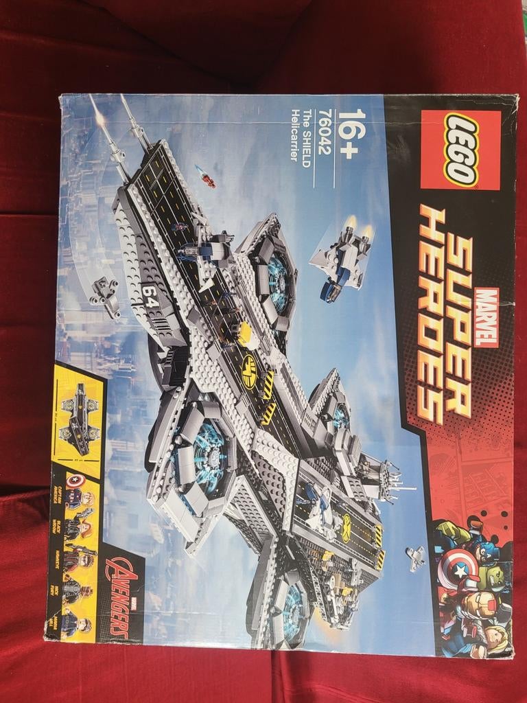 LEGO Marvel Super Heroes 76042 The SHIELD Helicarrier, Ophalen of Verzenden, Gebruikt