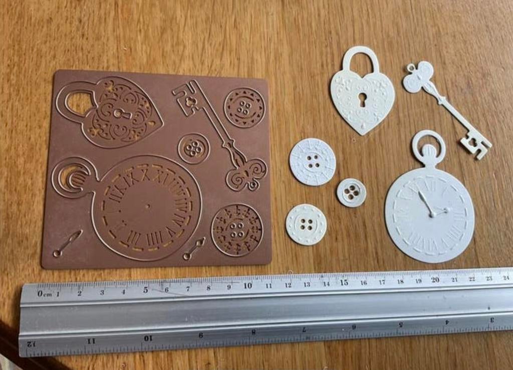 Snijmal diverse onderwerpen van Spellbinders 957, Hobby en Vrije tijd, Ophalen of Verzenden, Zo goed als nieuw, Pons of Mal