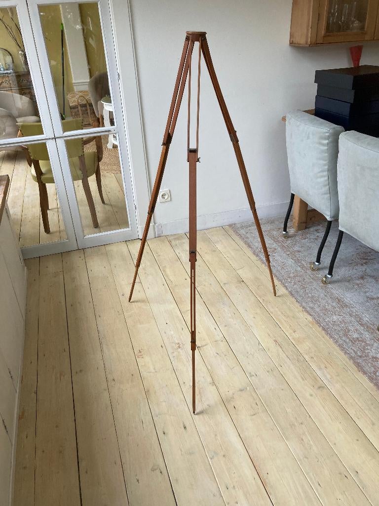 Antieke hardhouten driepoot statief, Ophalen of Verzenden, Gebruikt, Minder dan 150 cm, Driepoot