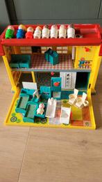 Vintage Fisher Price Play Family kinder ziekenhuis, Ophalen of Verzenden, Gebruikt, Speelset