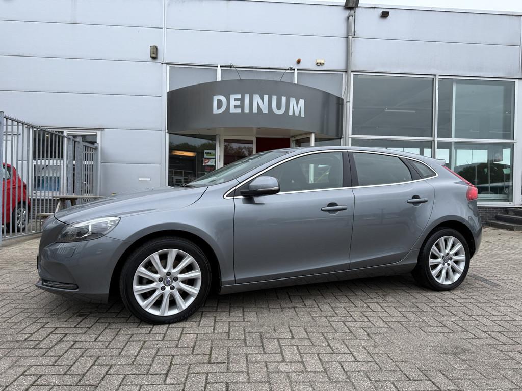 Volvo V40 2.0 T3 Momentum Xenon/LED verl, Navigatie, Parkeer, Auto's, 12 maanden, Stof, Gebruikt, 4 cilinders