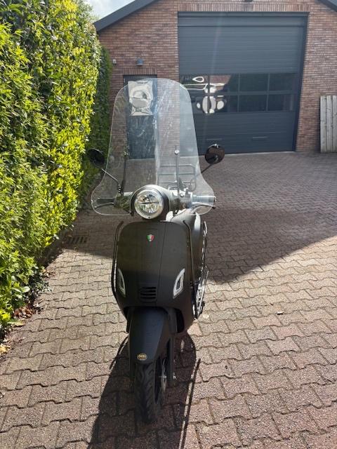 Elektrische scooter, Ophalen, Etalia, Maximaal 45 km/u, Elektrisch