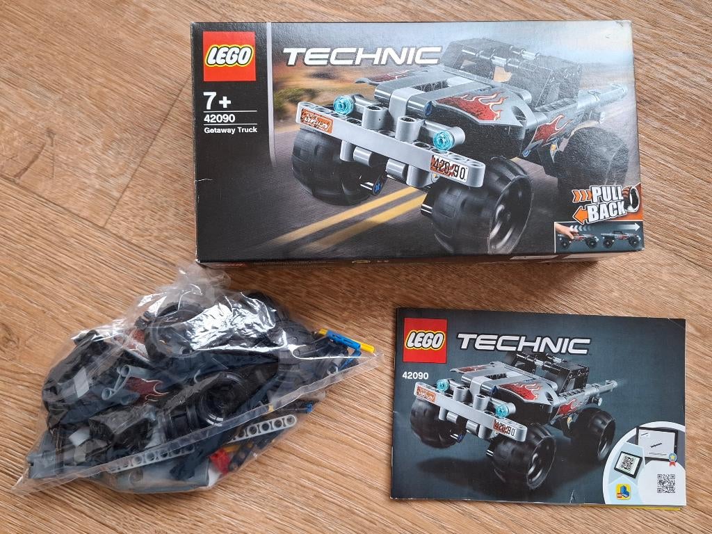 Lego Technic 42090 vluchtauto (nieuwstaat), Compleet, Lego, Ophalen of Verzenden, Zo goed als nieuw