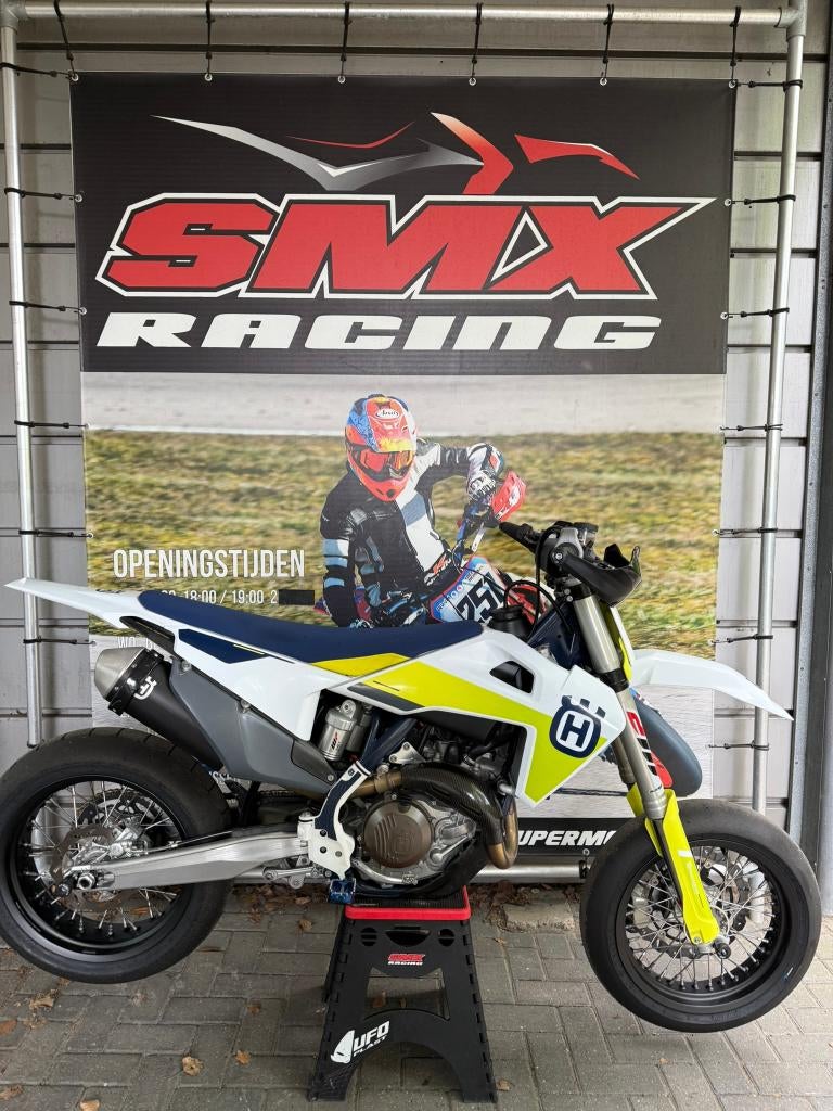 Husqvarna FS 450 2021 supermotard, 450 cc, 4 cilinders, SuperMoto, Gebruikt