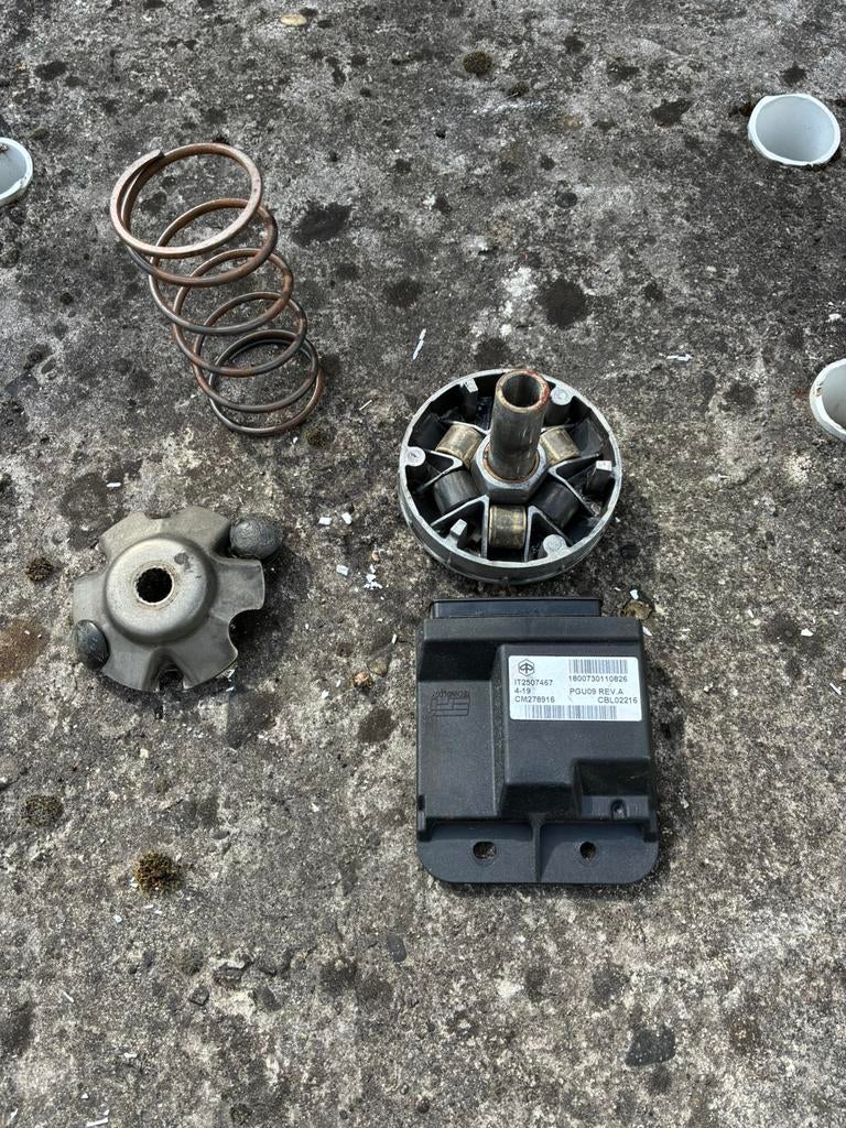 Orginele Vespa Sprint CDI en vario, Fietsen en Brommers, Brommeronderdelen | Scooters, Ophalen of Verzenden, Zo goed als nieuw