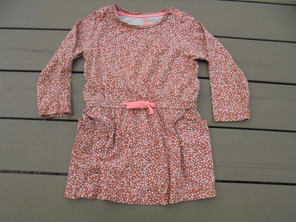 K283 Bruin/wit jurkje HEMA maat 92, Kinderen en Baby's, Kinderkleding | Maat 92, Gebruikt, Meisje, Ophalen of Verzenden, Jurk of Rok