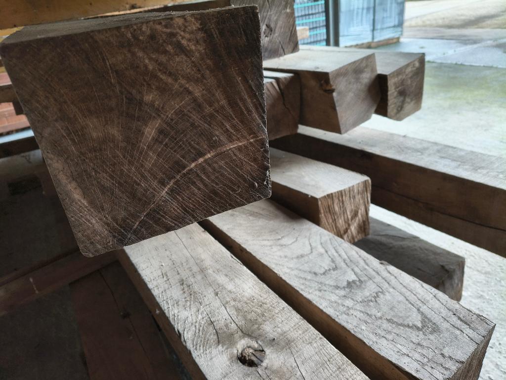 Eiken palen, Tuin en Terras, Palen, Balken en Planken, Ophalen, Palen, Zo goed als nieuw, Hardhout