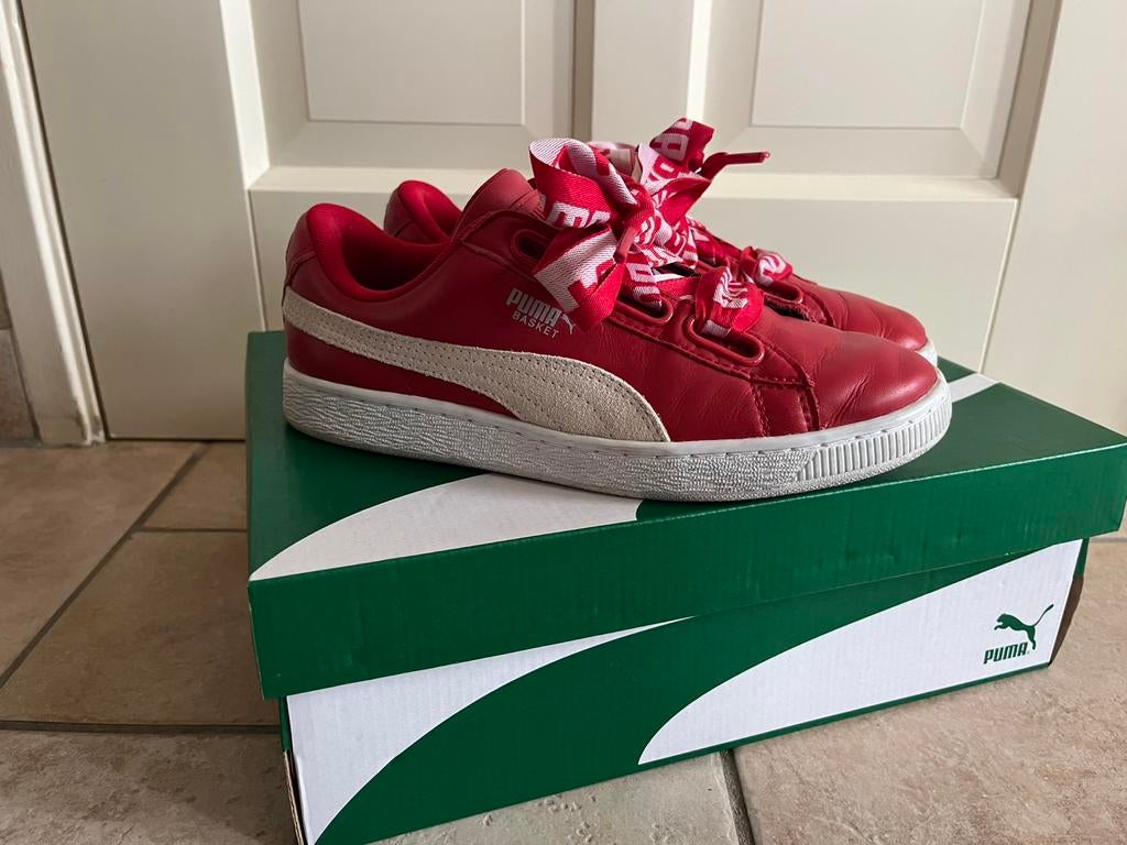Mooie rood leren Puma sneakers maat 38 (7,5), Ophalen of Verzenden, Rood, Sneakers of Gympen, Zo goed als nieuw