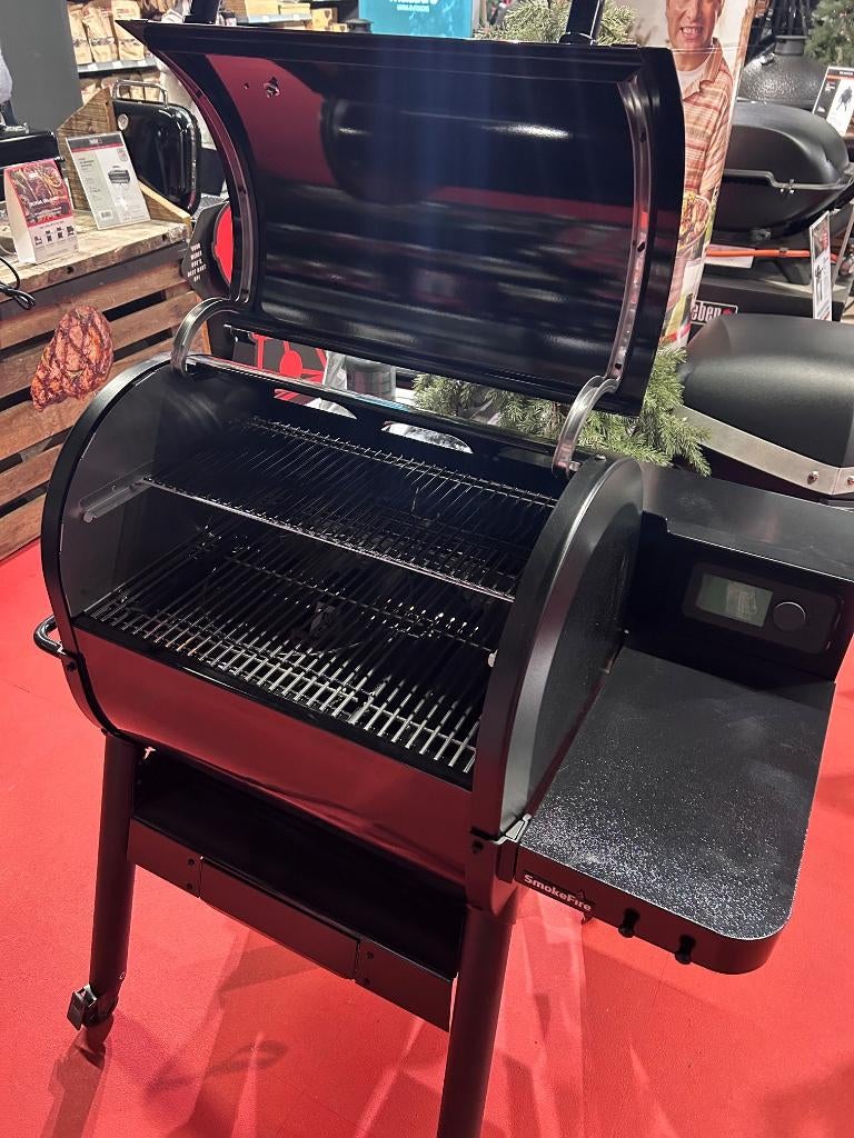 WEBER SMOKEFIRE EPX4 STEALTH, Ophalen, Nieuw, WEBER, Met accessoires